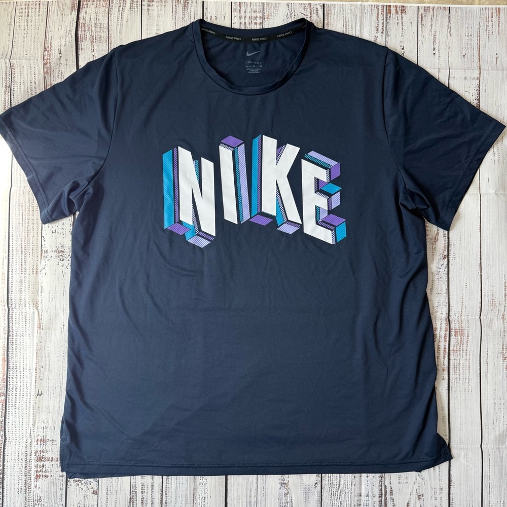 Nike Men's Navy Graphic T-Shirt Nike Pro Dri-Fit
